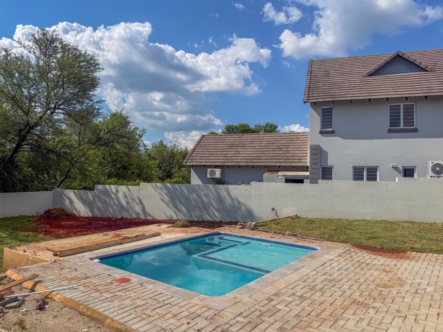 4 Bedroom Property for Sale in Landsmeer Residential Estate North West